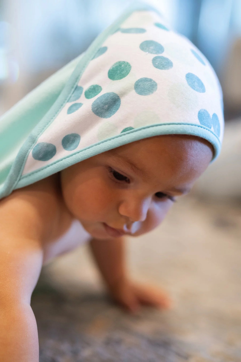 Green Dot Hooded Towel Set